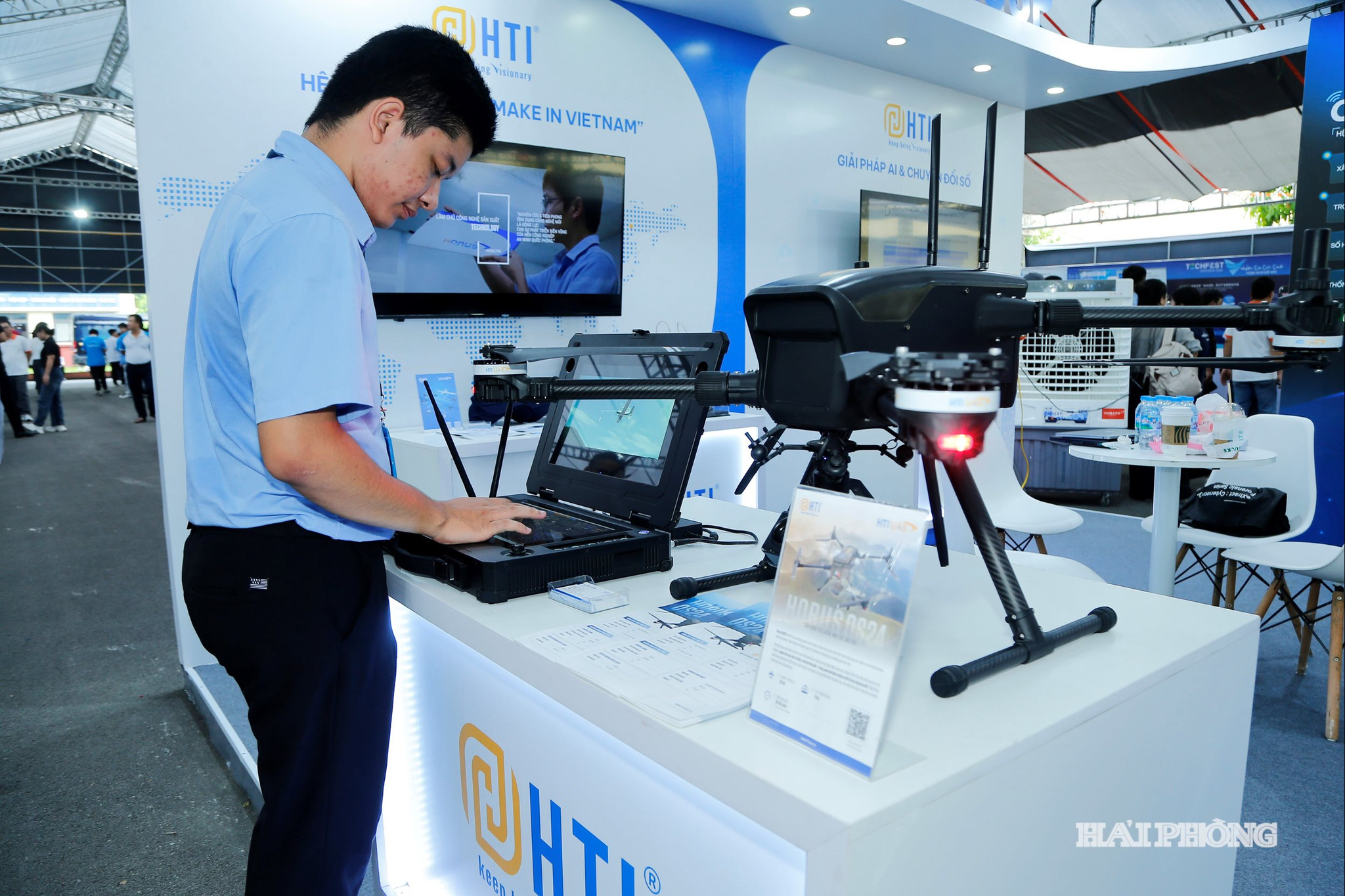Nhiều ứng dụng khoa học, công nghệ số trưng bày tại lễ khai mạc