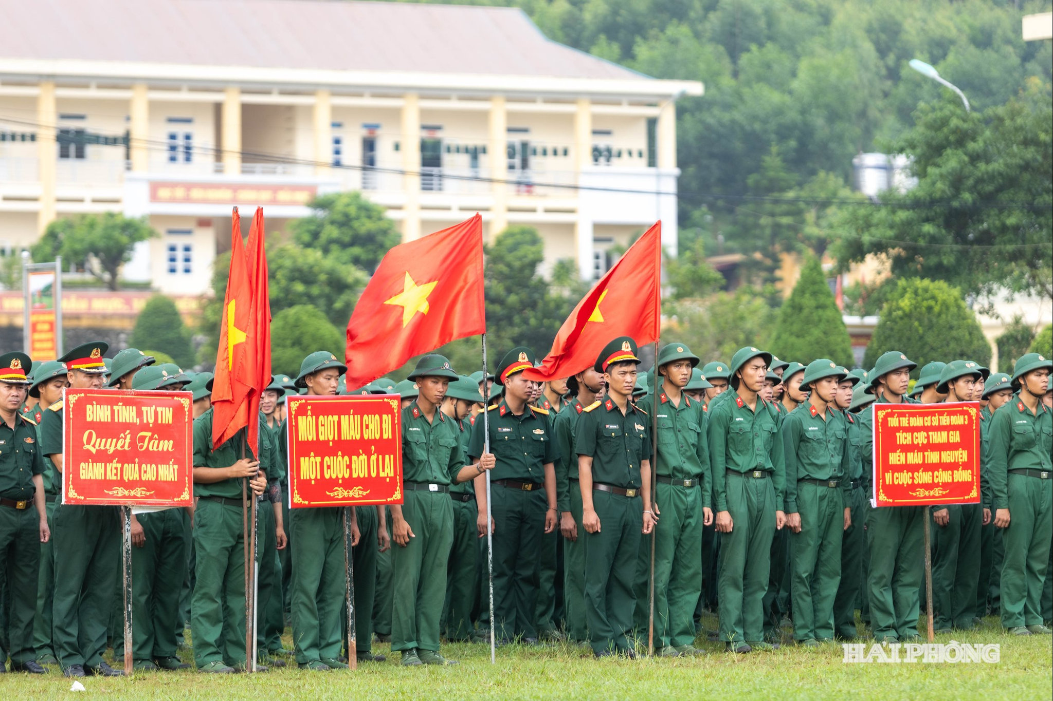 hien-mau-1.jpg