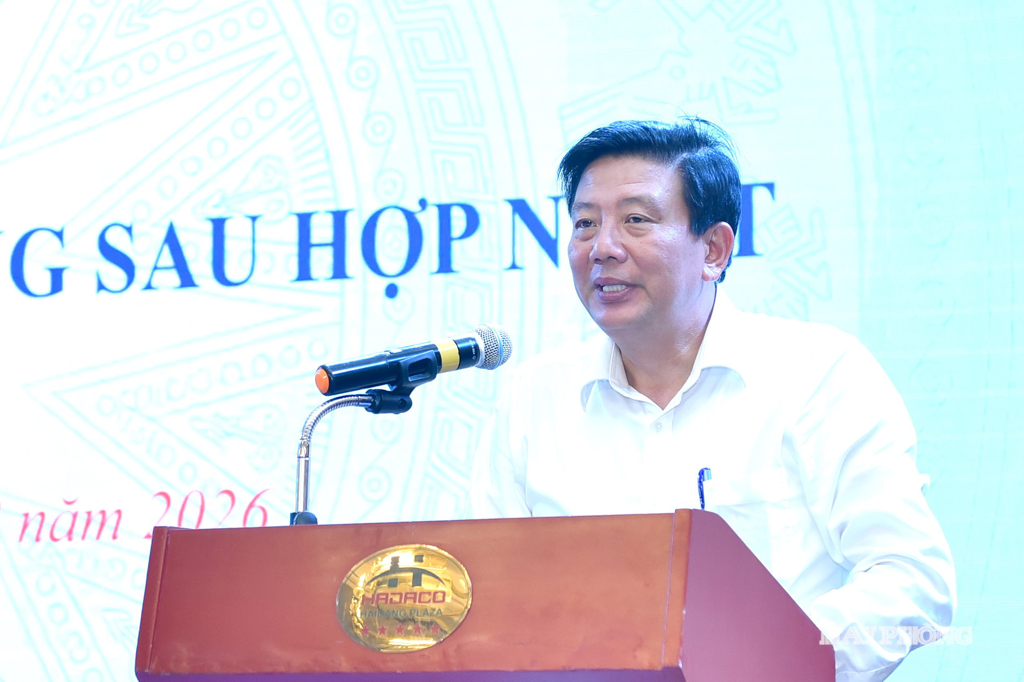 Đồng chí Nguyễn Quang Phúc, Ủy viên Ban Thường vụ Thành ủy, Trưởng Ban Tuyên giáo và Dân vận Thành ủy phát biểu tại hội nghị.