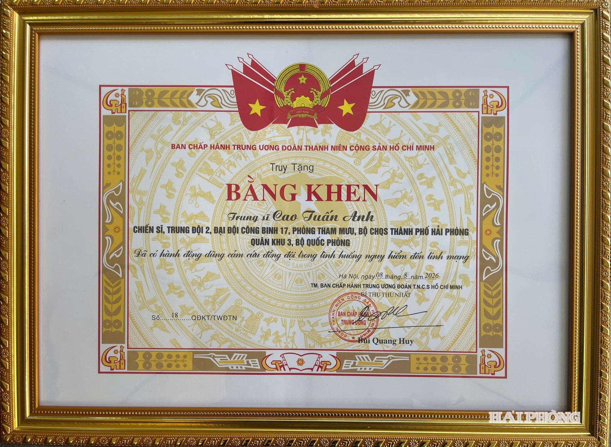 bang-khen.jpg