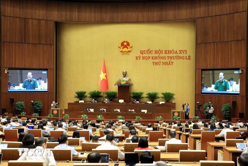 Sáng 8/8/2026, Quốc hội thảo luận ở hội trường về dự án Luật Phòng, chống phổ biến vũ khí hủy diệt hàng loạt và Luật sửa đổi, bổ sung một số điều của 09 luật về quân sự, quốc phòng. (Ảnh: Tuấn Anh/TTXVN)