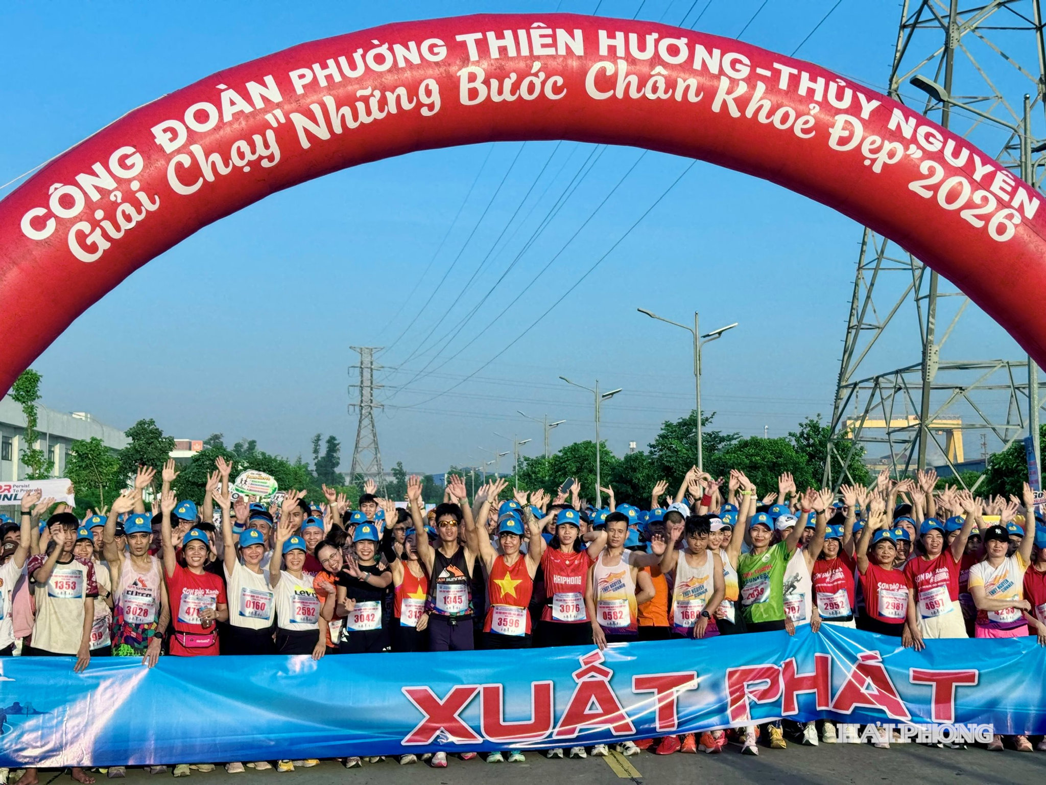 Hơn 5.000 đoàn viên, người lao động tham gia giải chạy.