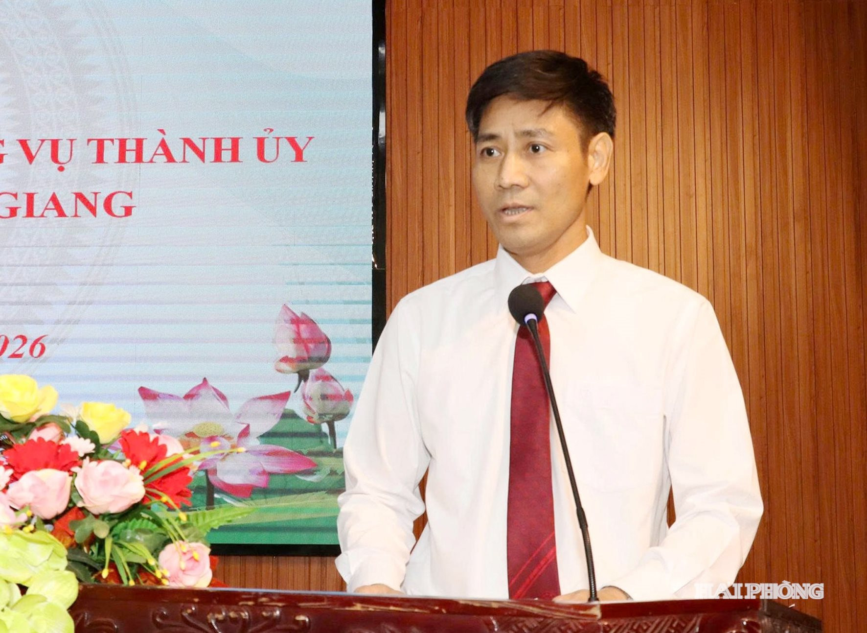 bi thu cam giang 1