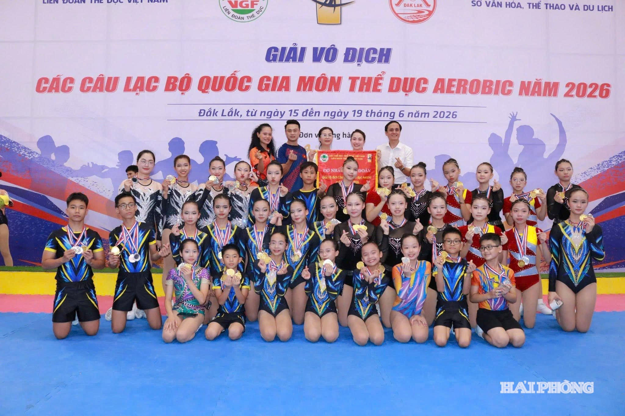 the-duc-aerobic4.jpg