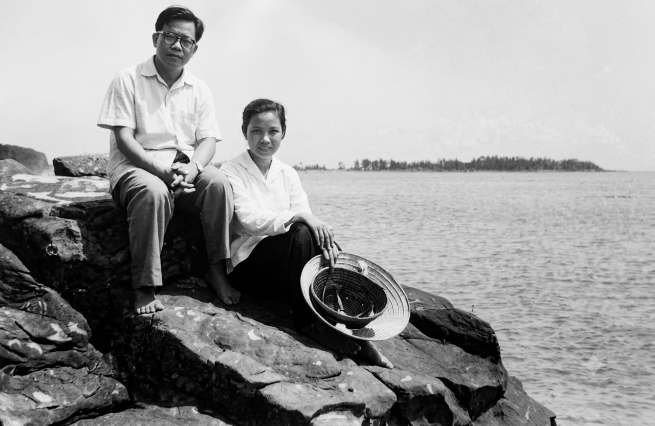 Đò Sơn 1970 - Sau chiến dịch. Ông Lê Quang Đạo và phu nhân - Nhà văn Nguyệt Tú