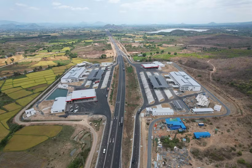Trạm dừng nghỉ trên cao tốc Vĩnh Hảo-Phan Thiết đã được đưa vào vận hành, khai thác. (Ảnh: Cục Đường bộ Việt Nam cung cấp)
