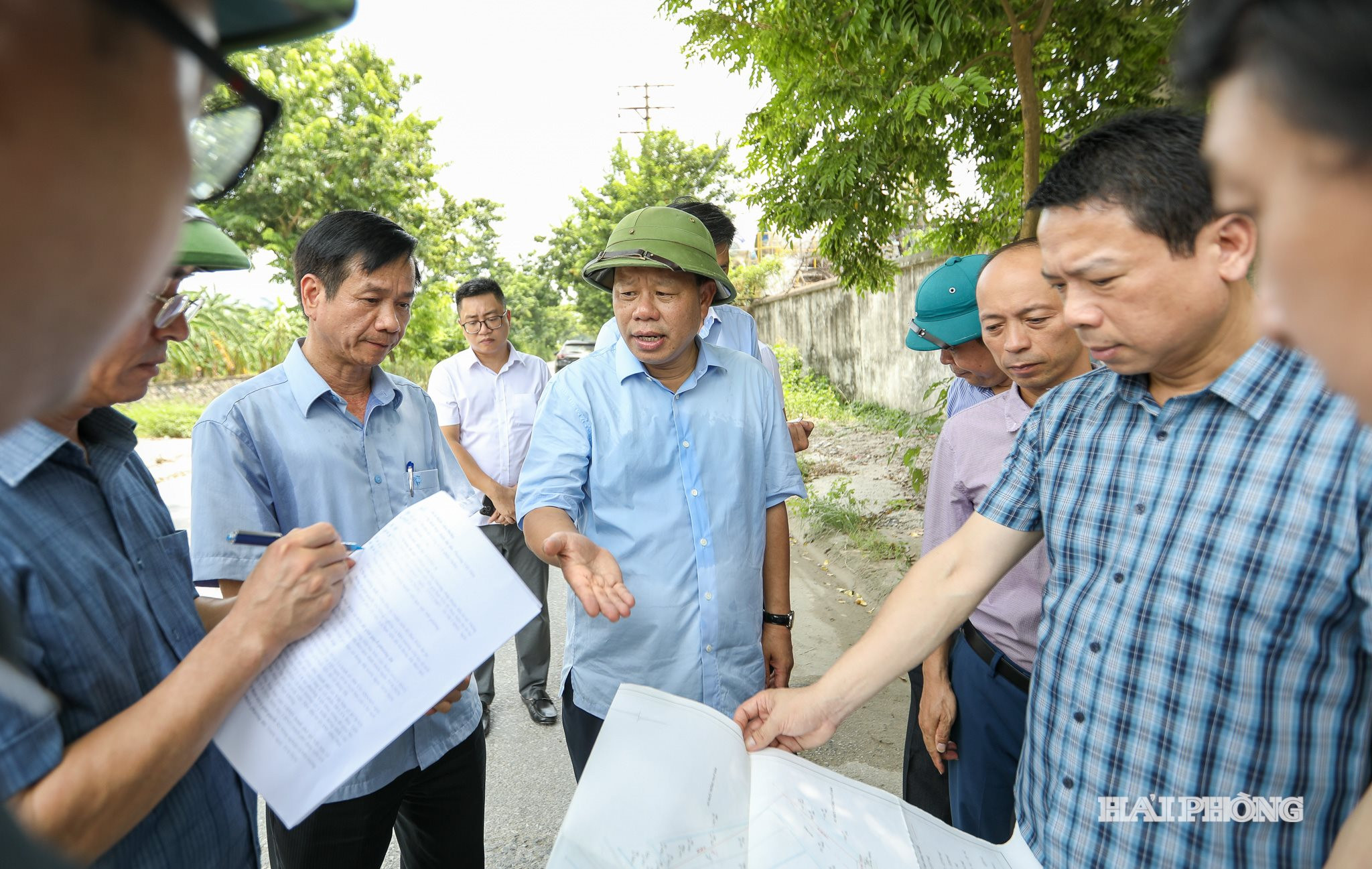 Đồng chí Lê Trung Kiên, Uỷ viên Ban Thường vụ Thành uỷ, Phó Chủ tịch UBND thành phố kiểm tra Dự án bệnh viên Delta