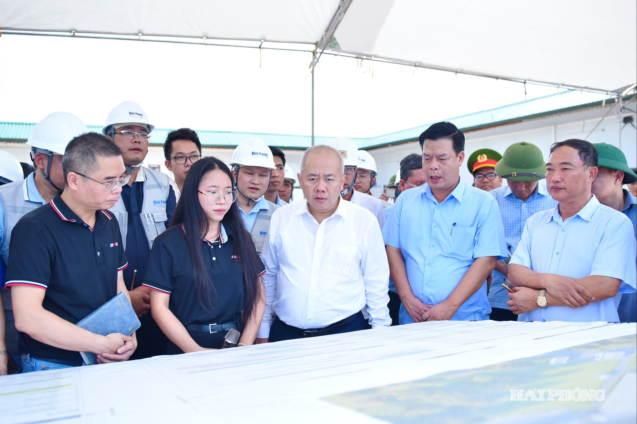 Đồng chí Đỗ Thành Trung, Phó Bí thư Thành uỷ, Chủ tịch UBND thành phố kiểm tra tiến độ Khu công nghiệp Phúc Điền mở rộng.