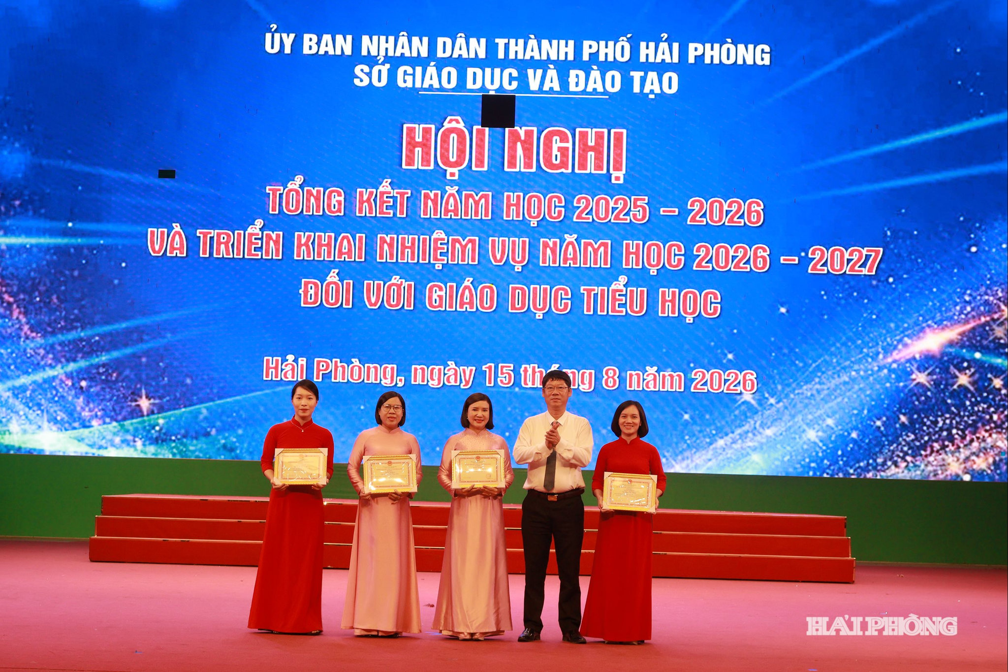 giao-duc-tieu-hoc.jpg