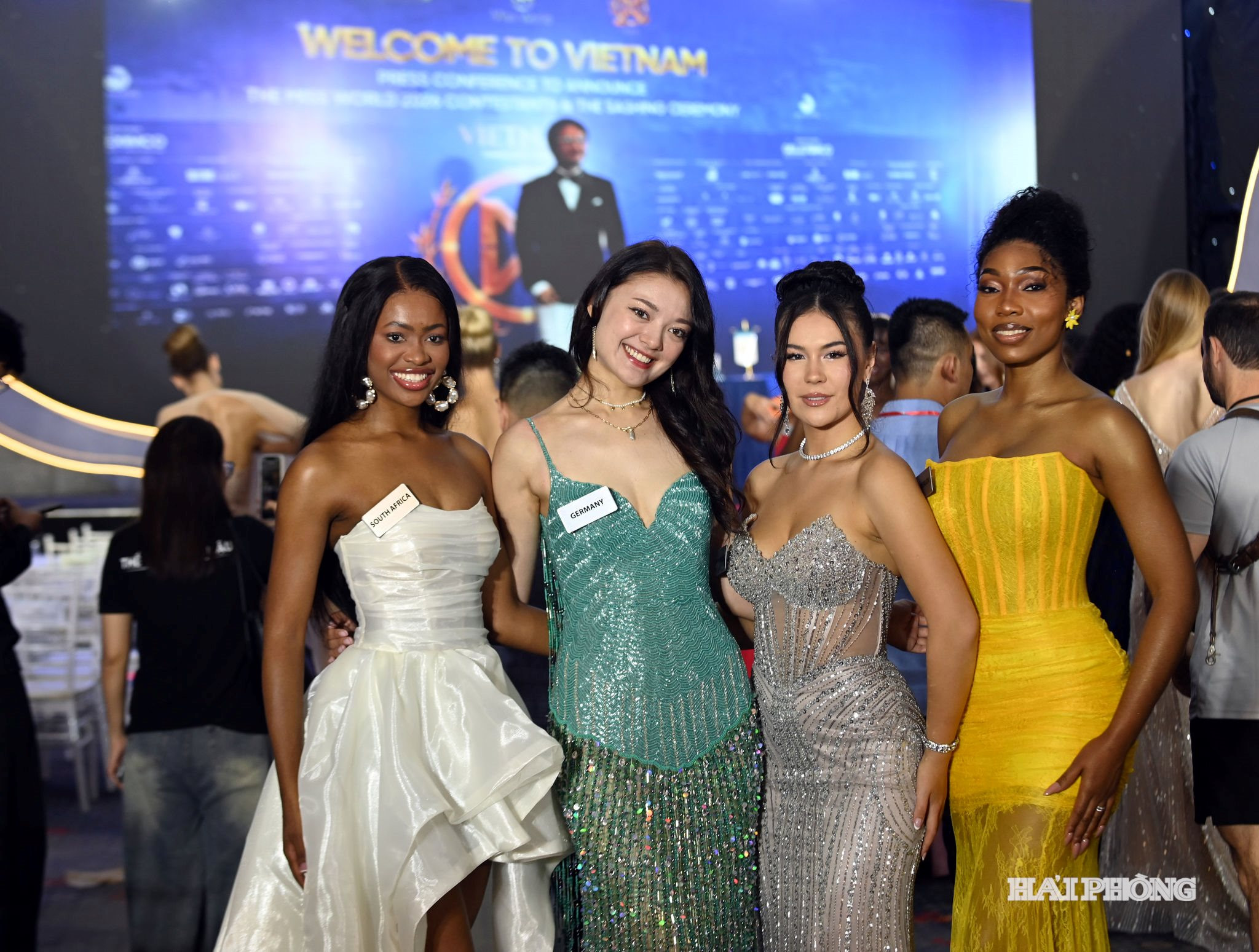 miss-world18-6eb0d1d65489e654789a9536ef5cae86.jpg