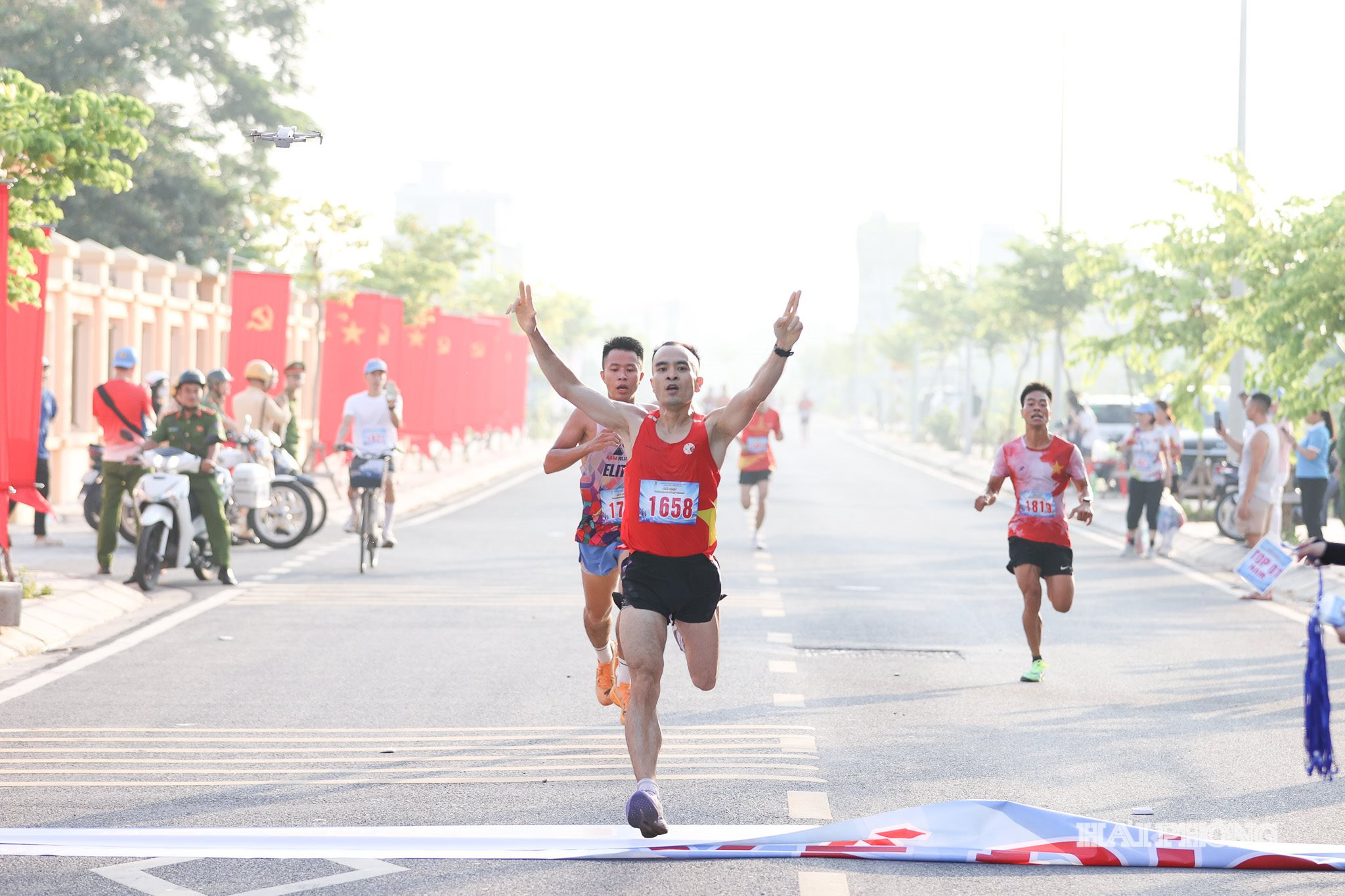 chay-phu-lien-2.jpg