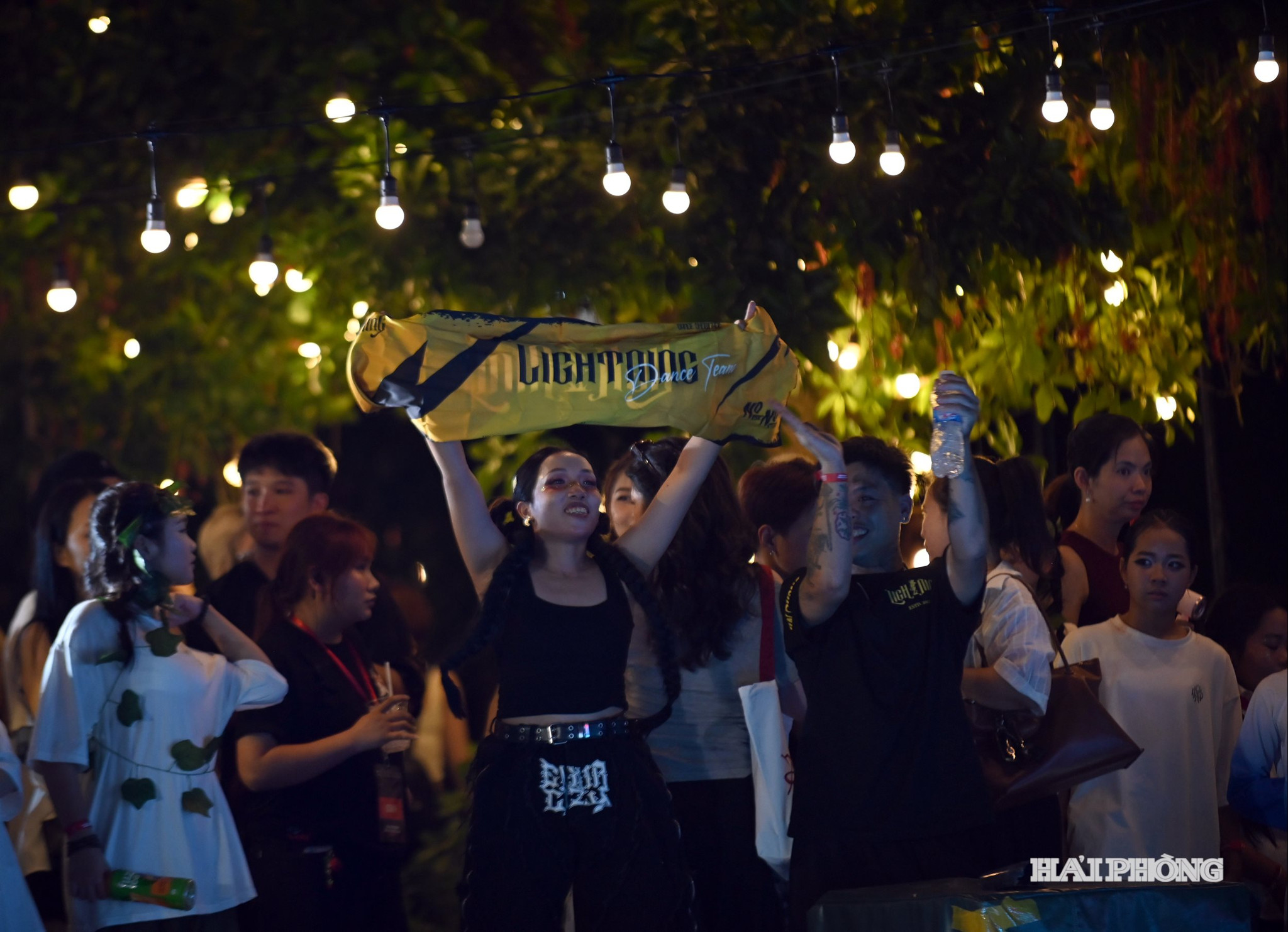 hip-hop-nhi13.jpg