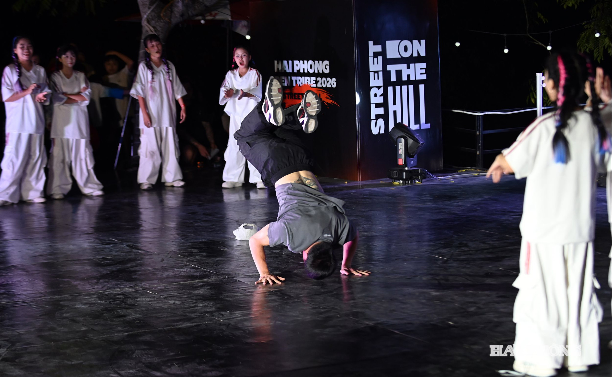 hip-hop-nhi7.jpg