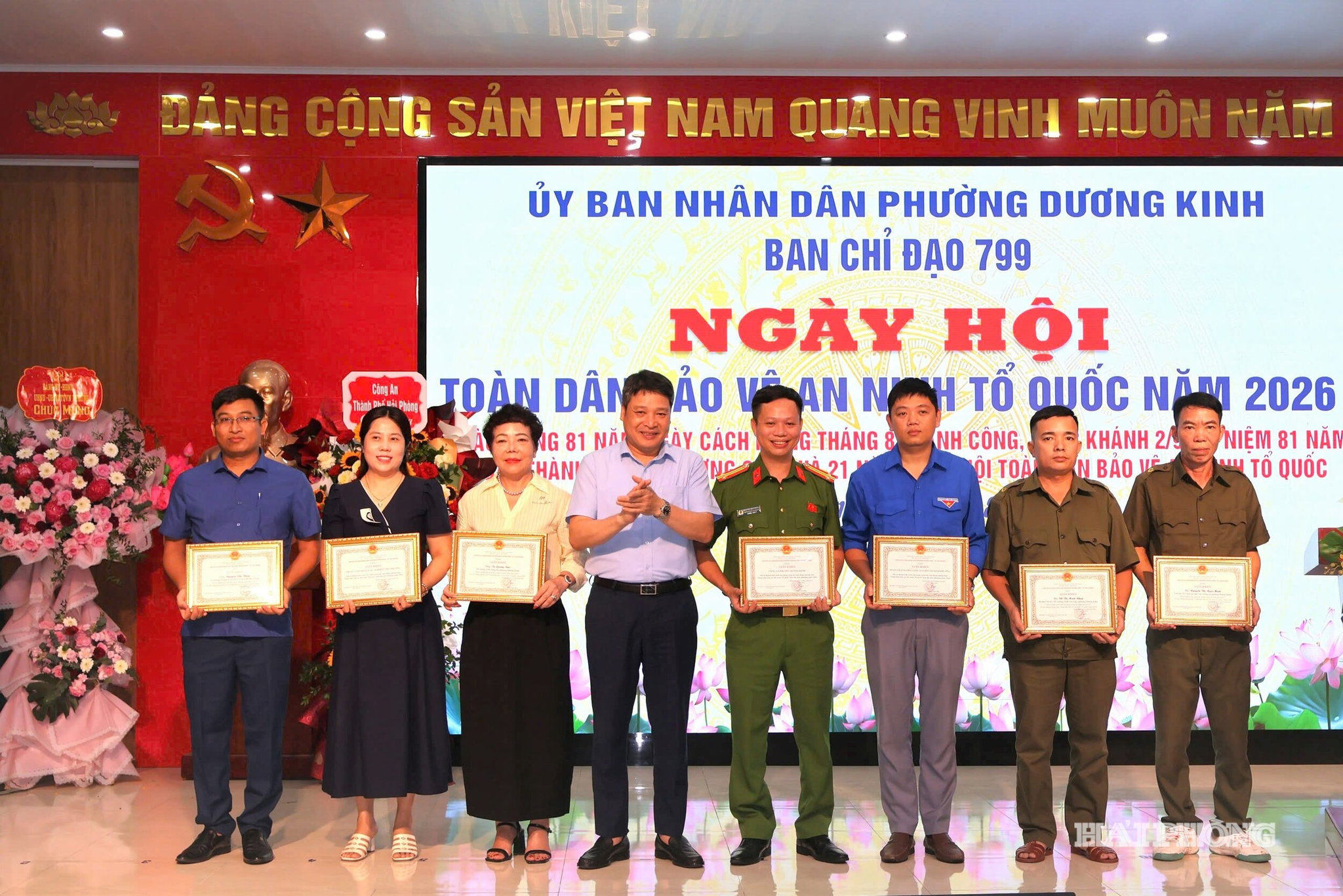 lanh-dao-2(1).jpg