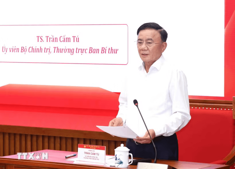tran-cam-tu.png