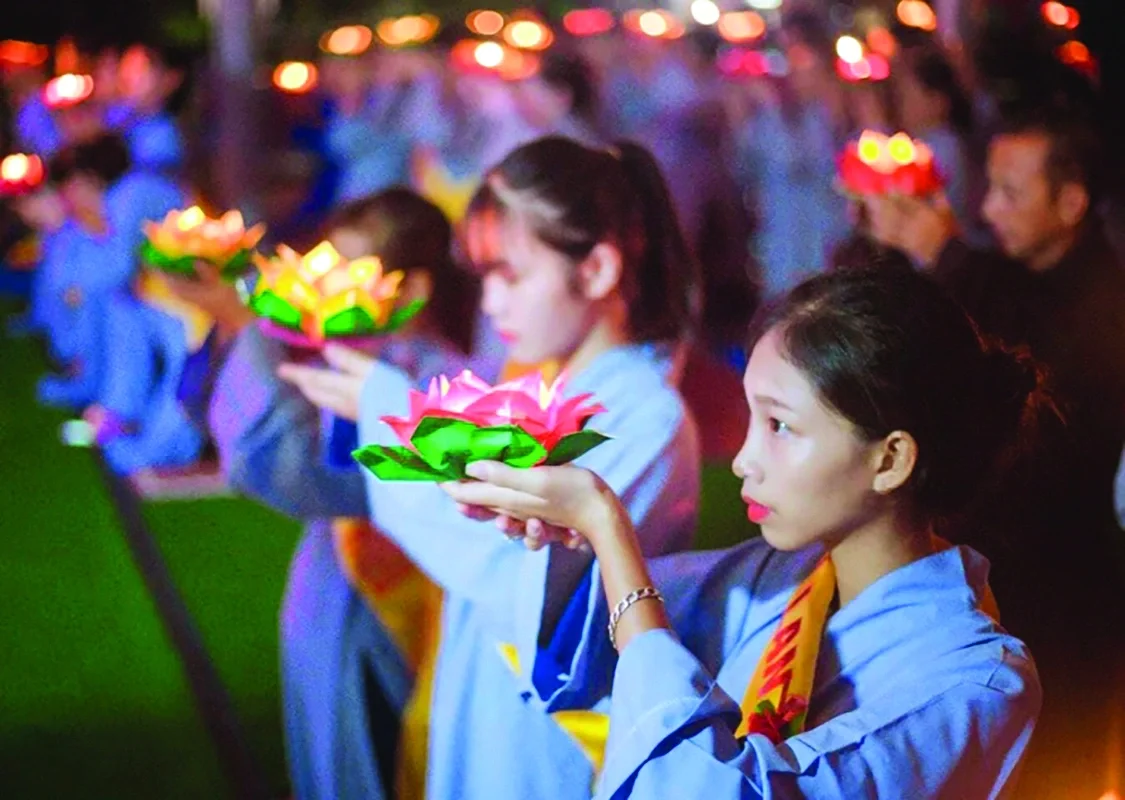ngay-vu-lan-bao-hieu-2023-la-ngay-nao-cc02b-1723610366065.jpg-c88857ead986bf512f44a45c18efb532.webp