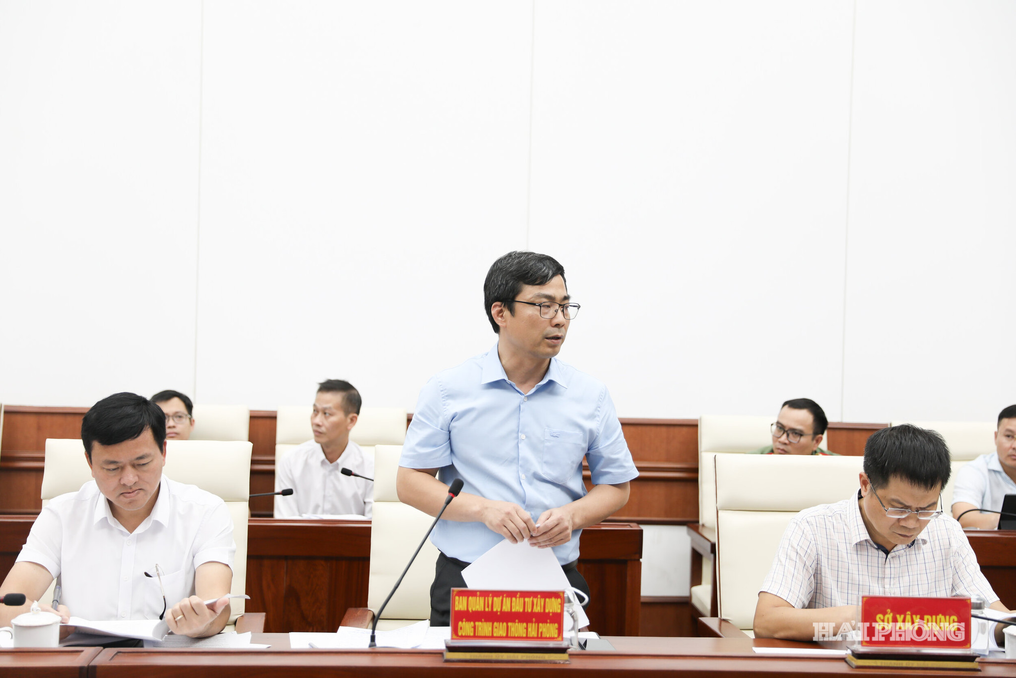 Đại diện Ban quản lý Dự án đầu tư xây dựng công trình giao thông Hải Phòng phát biểu