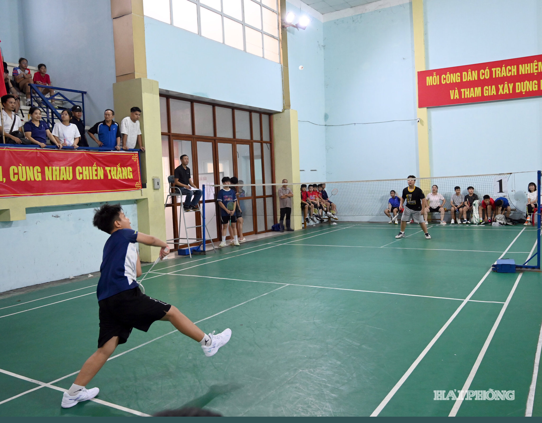 cau-long2.jpg