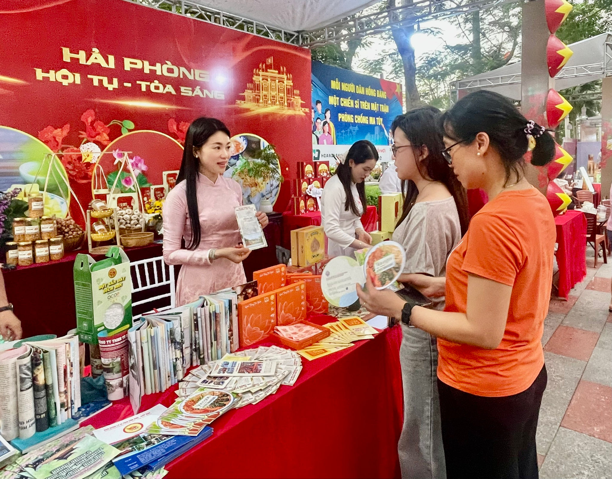 cau-noi-van-hoa-thuong-mai.jpg