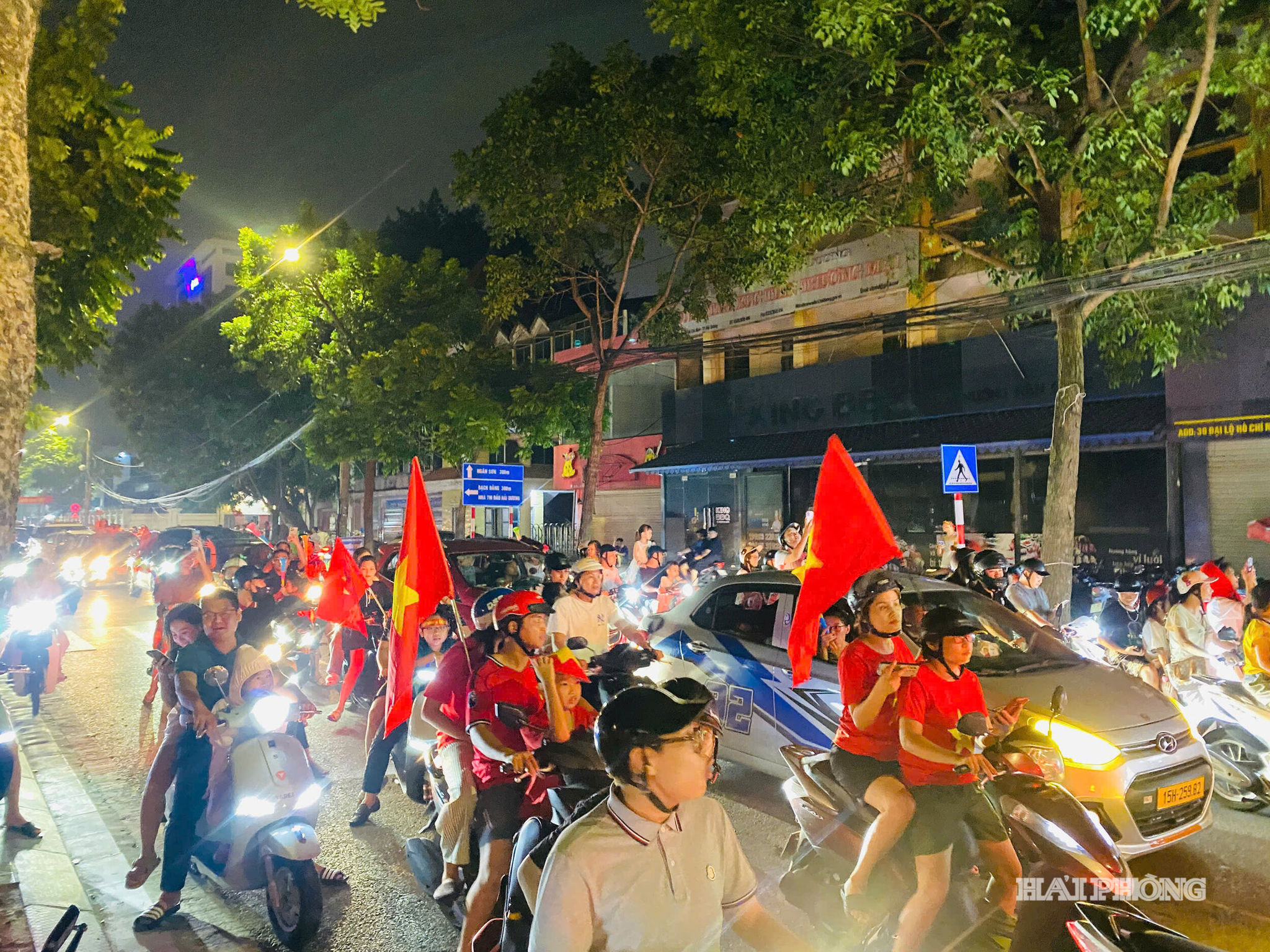 dai-lo-ho-chi-minh.jpg