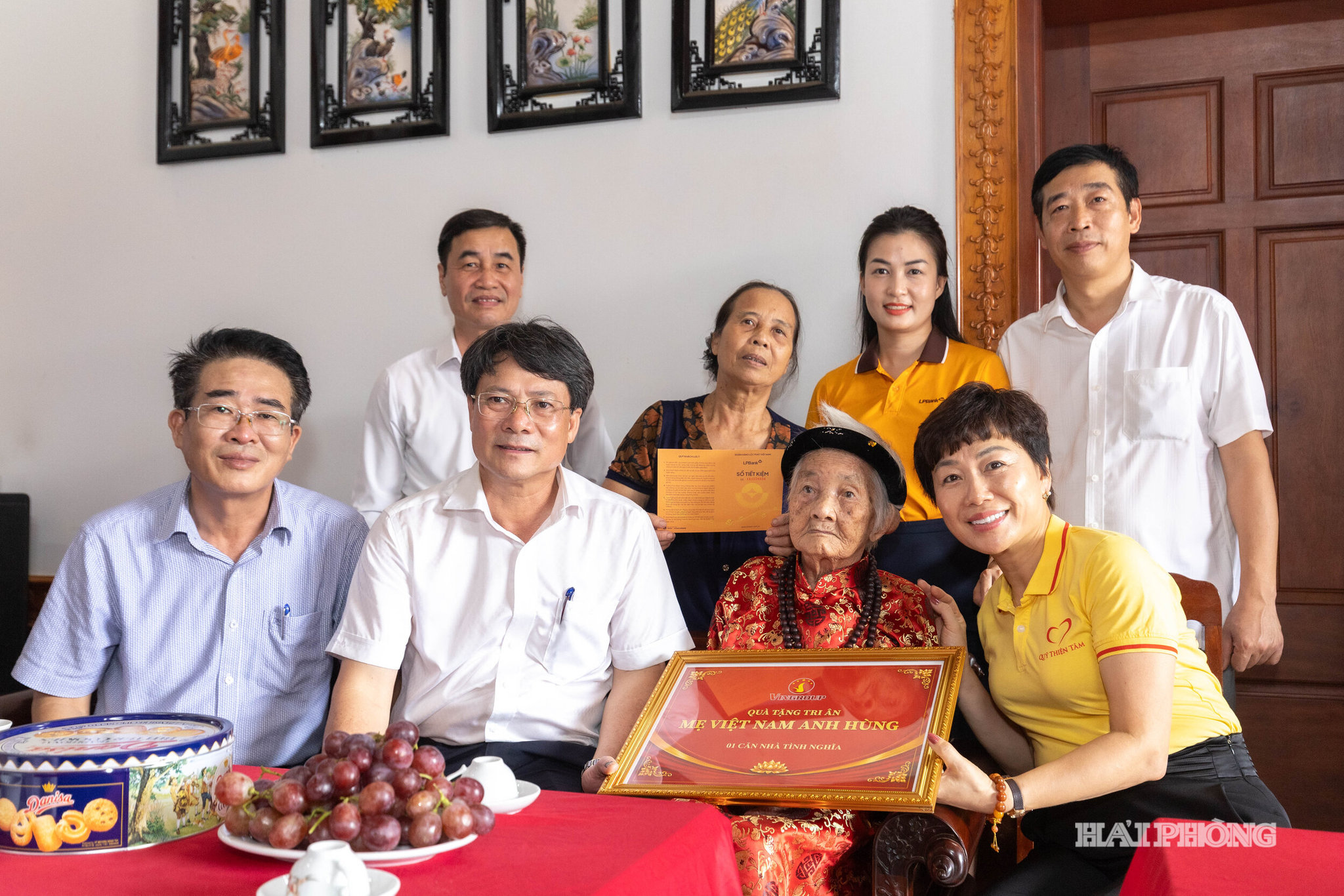 me-viet-nam-anh-hung-7.jpg