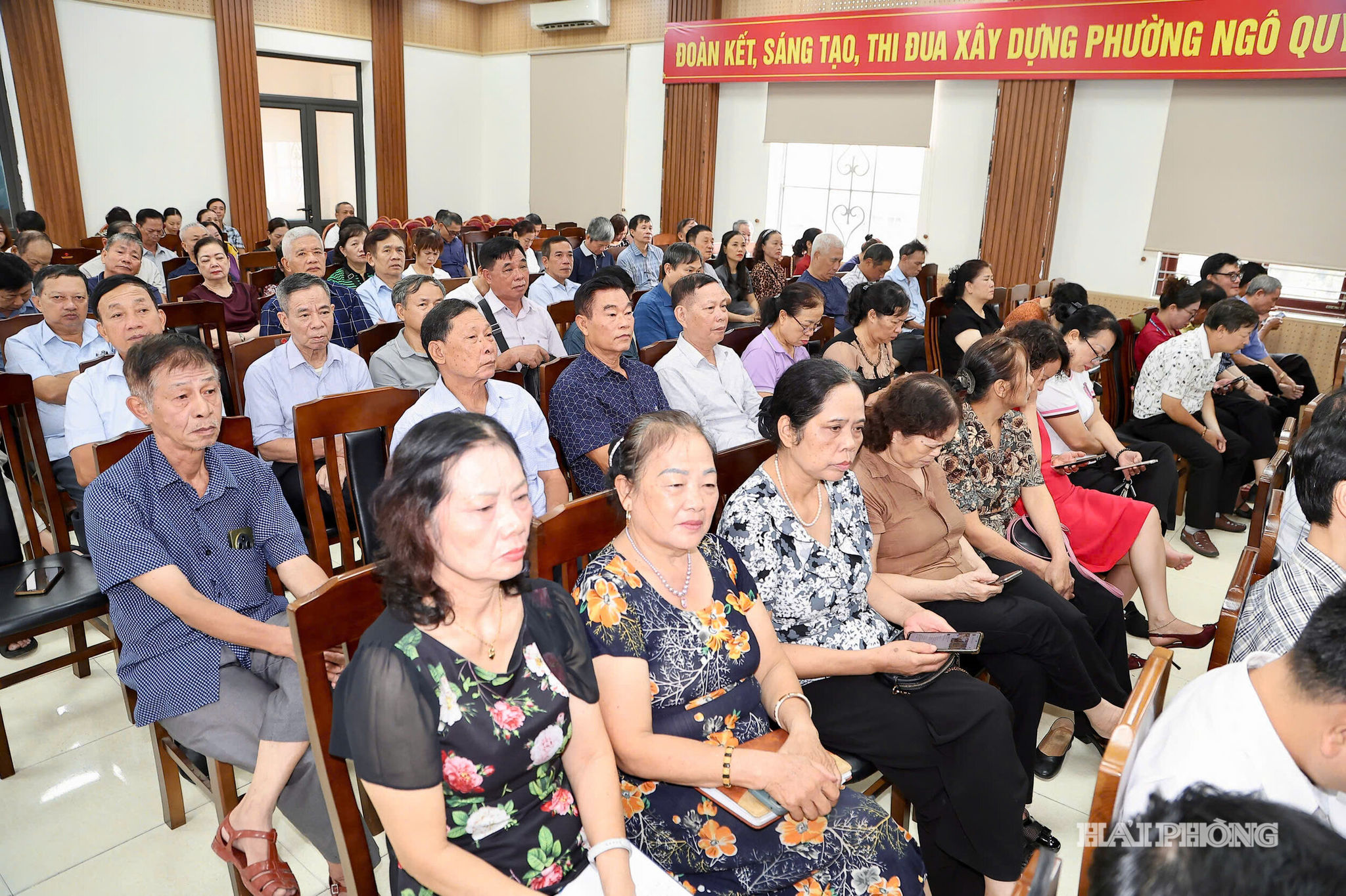 nhan-dan2.jpg