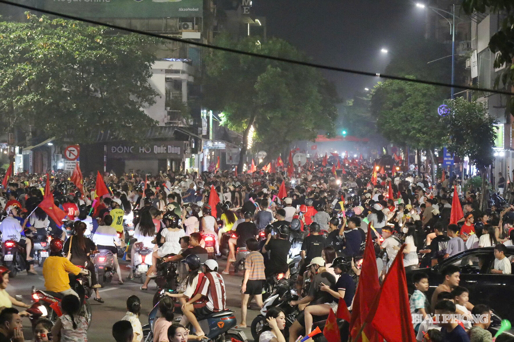 Bong da sang nay1