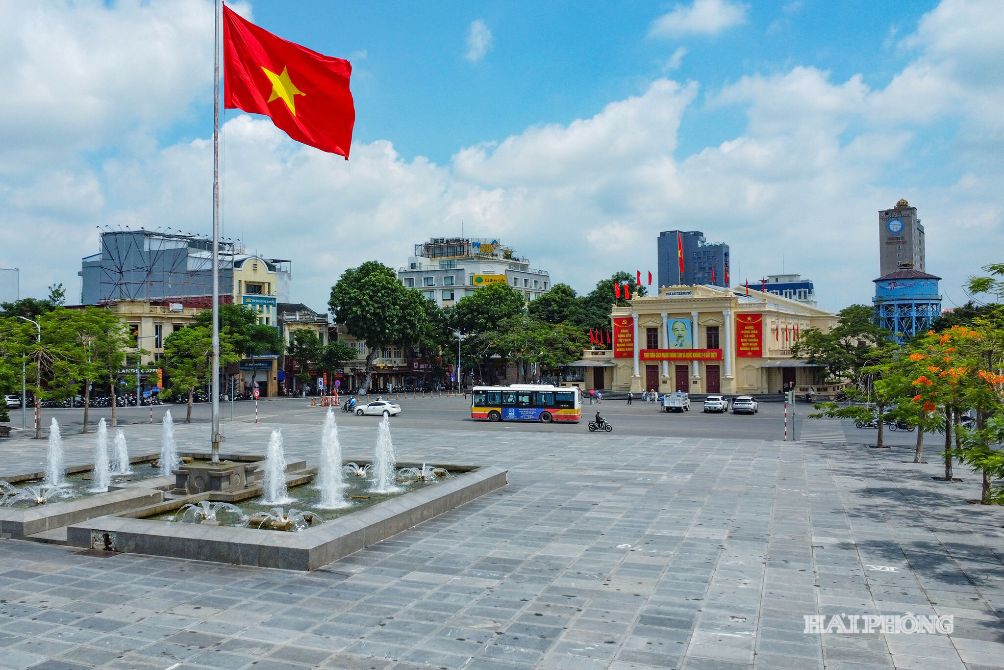 dai-trung-tam1.jpg