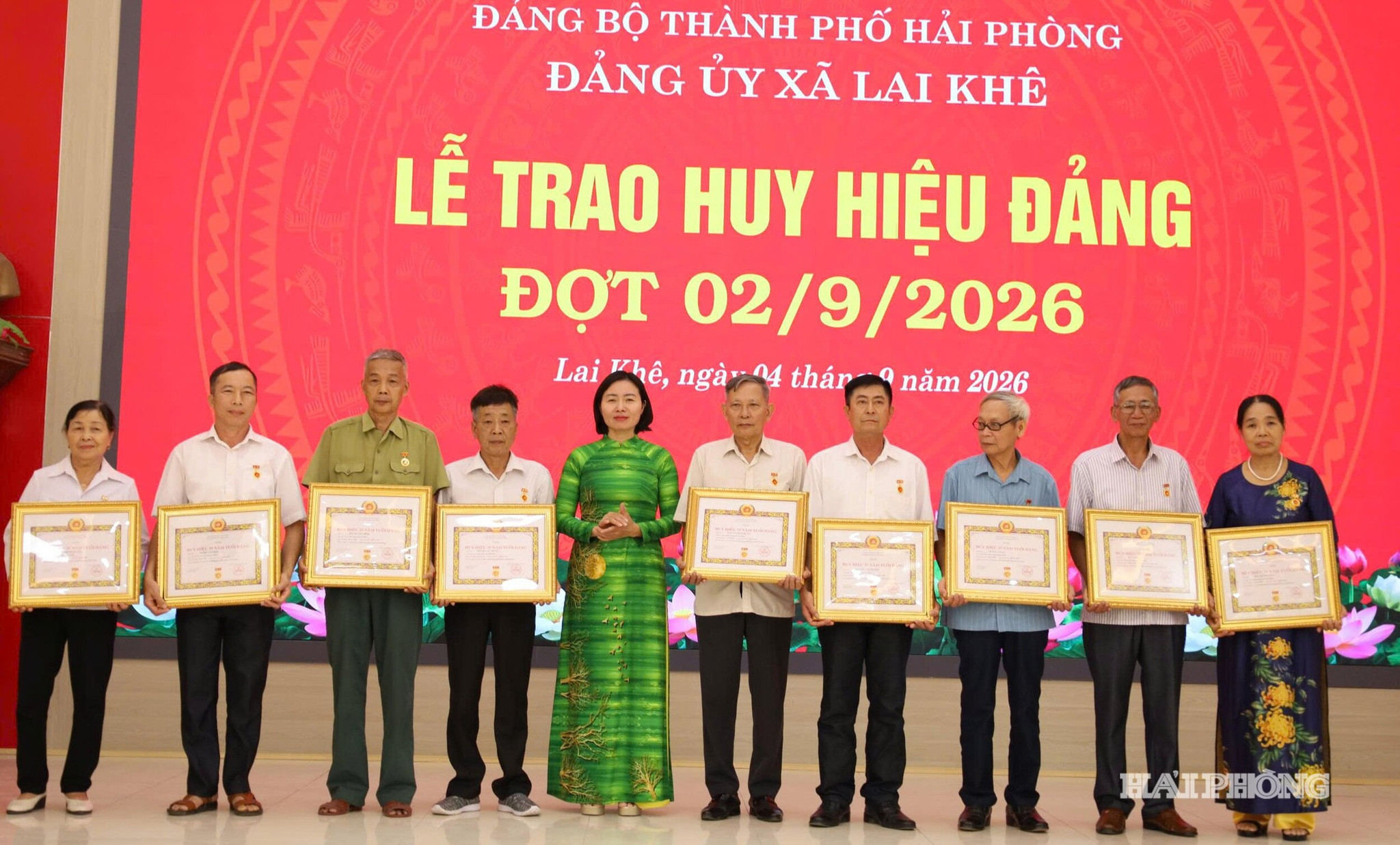 Việc trao tặng Huy hiệu Đảng là sự ghi nhận của Đảng đối với quá trình phấn đấu, rèn luyện và những đóng góp của các đảng viên.