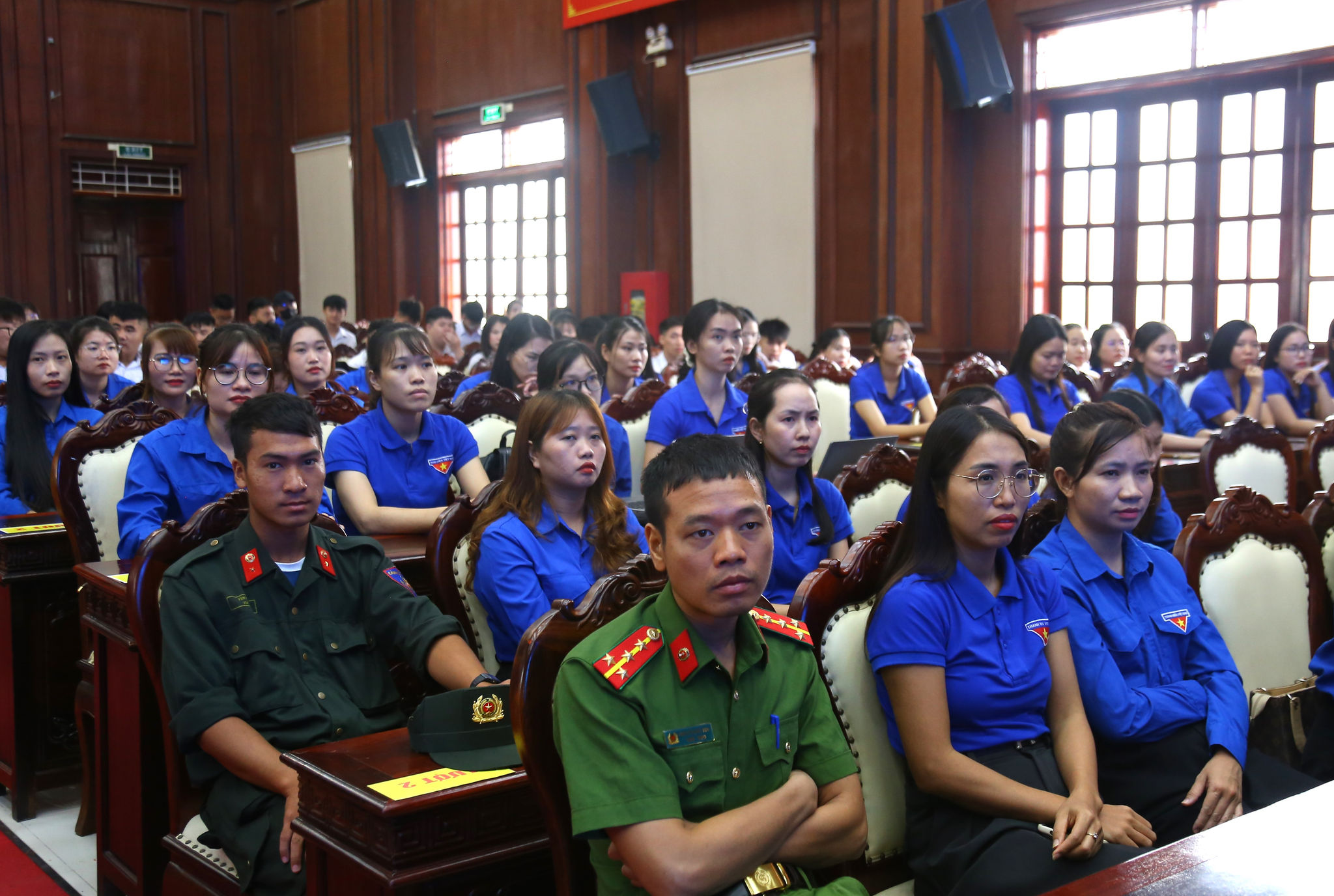 phong-chong-mua-ban-nguoi-130b1ab76639912bf54e40a2f77a276a.jpg