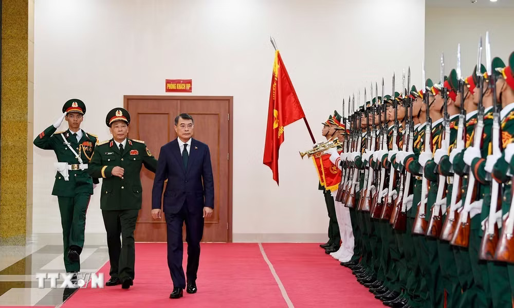 ttxvn-thu-tuong-du-le-khai-giang-cac-khoa-nam-hoc-2026-2027-cua-hoc-vien-quoc-phong-9025384-1.jpg