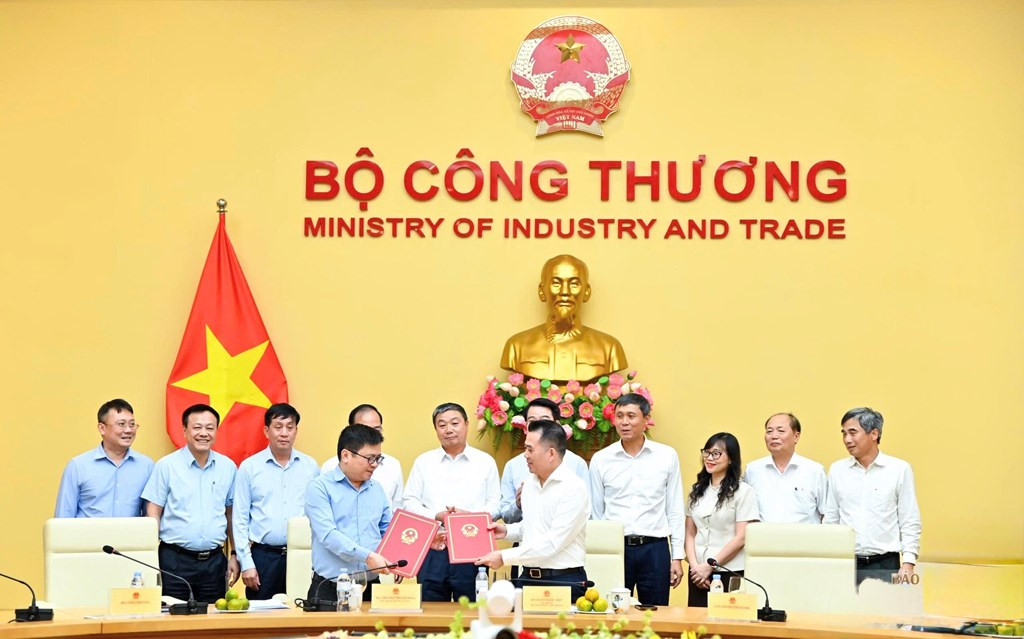 bo-cong-thuong.jpg