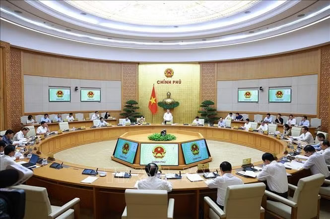 mbwuwj7osz00p-_potal-thu-tuong-chu-tri-phien-hop-chinh-phu-chuyen-de-ve-xay-dung-phap-luat-thang-9-nam-2026-stand-7915.jpg.avif