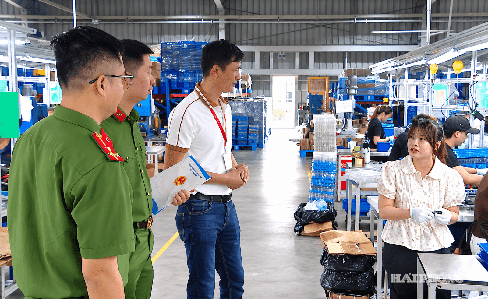 Tuyên truyền phòng, chống ma túy cho công nhân Khu công nghiệp Nam Cầu Kiền.