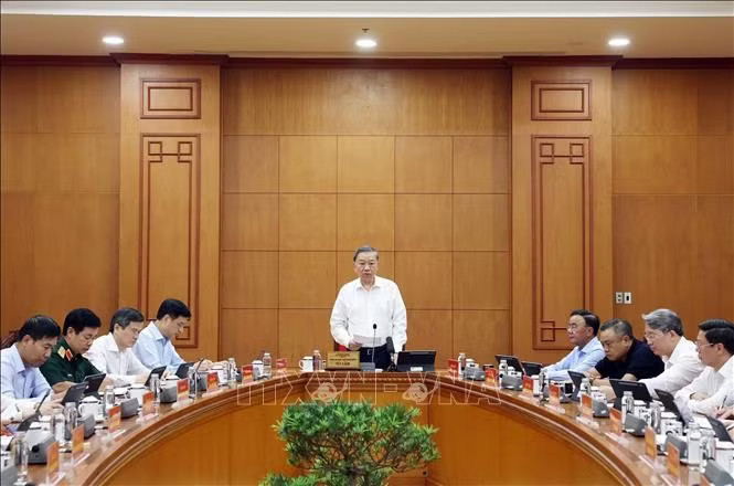 u-chu-tich-nuoc-chu-tri-phien-hop-thu-hai-thuong-truc-ban-chi-dao-trung-uong-ve-sua-doi-bo-sung-dieu-le-dang-stand-5137.jpg.avif
