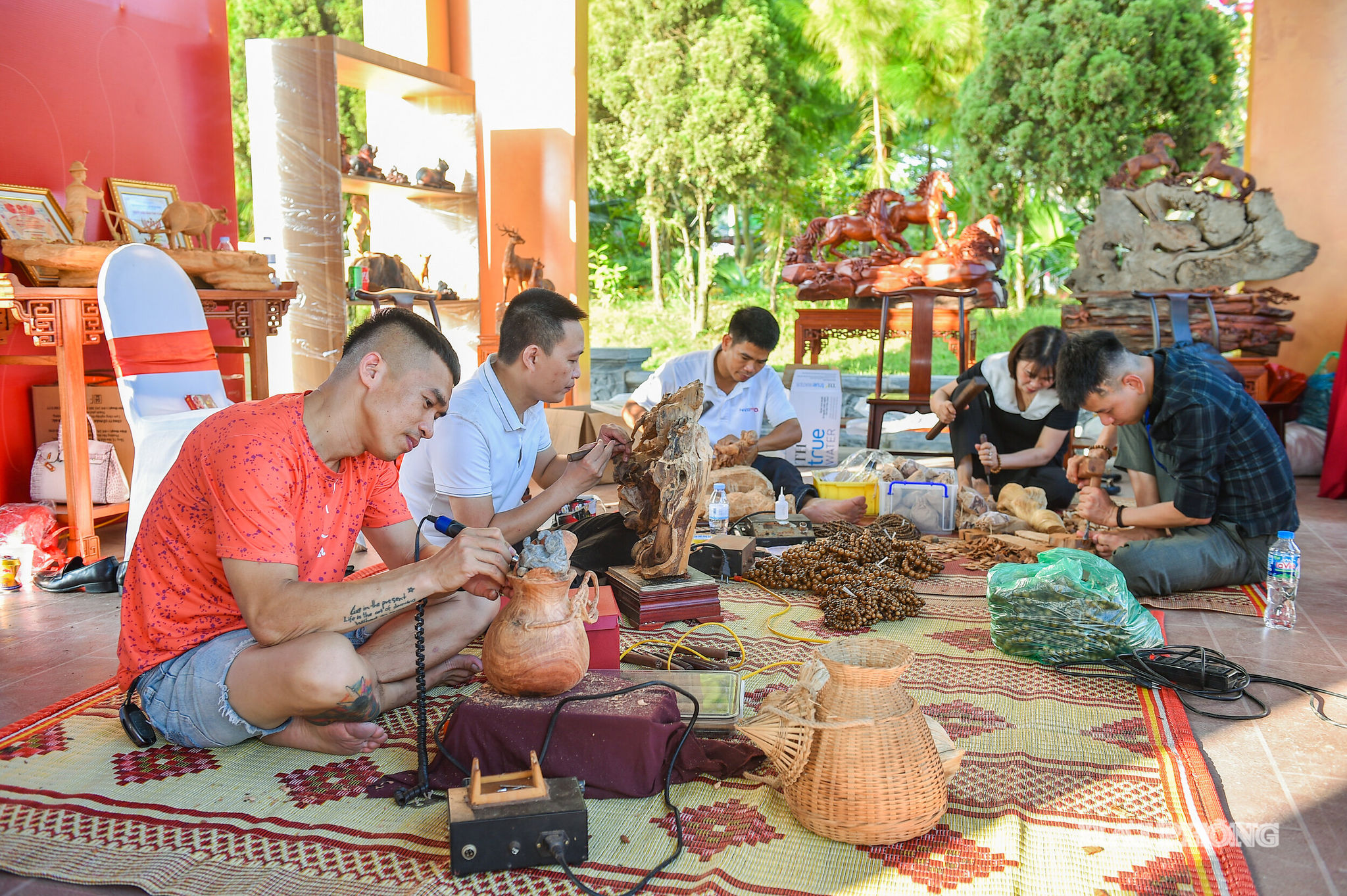 nghe-nhan-tre-nghe-moc-11-.jpg