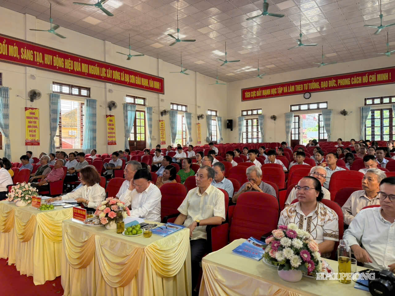hoi-thoa.jpg