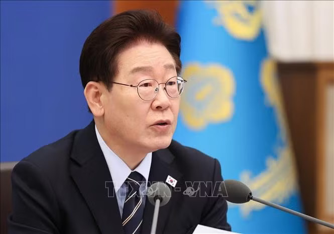 la3uao0cglujvh144bluccrp3jueskkoycsj4g-_potal-tong-thong-han-quoc-cam-ket-tung-buoc-khoi-phuc-long-tin-lien-trieu-stand.jpg.avif