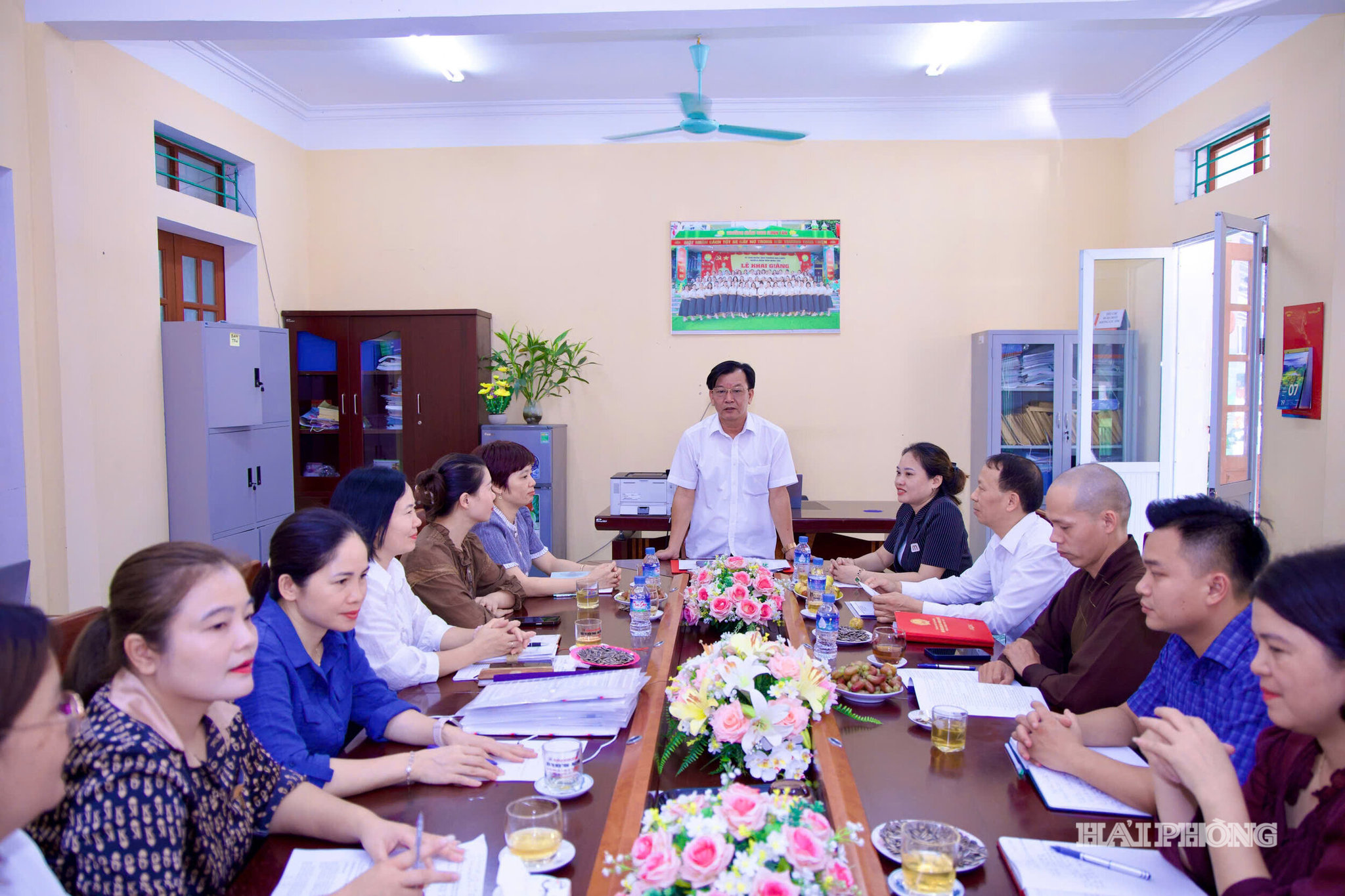 nhi-chieu.jpg