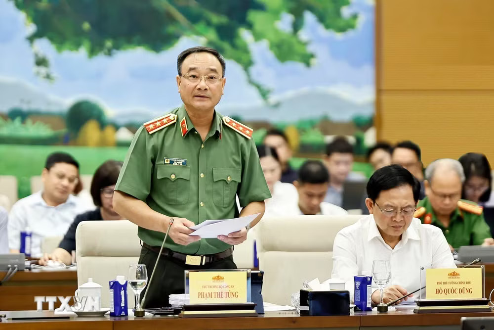 ttxvn_ubtv-quoc-hoi-cho-y-kien-ve-du-an-luat-an-ninh-du-lieu-9044141.jpg