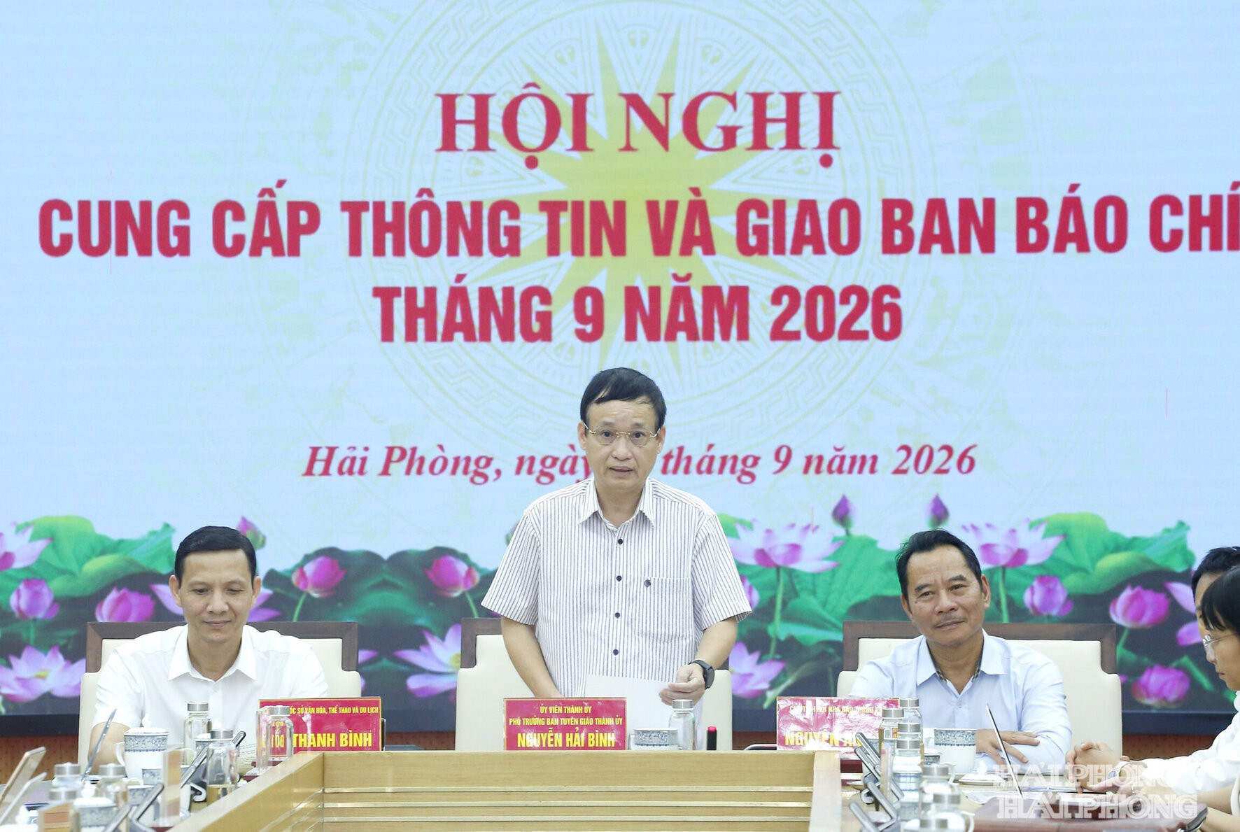 hoi nghi giao ban bao chi