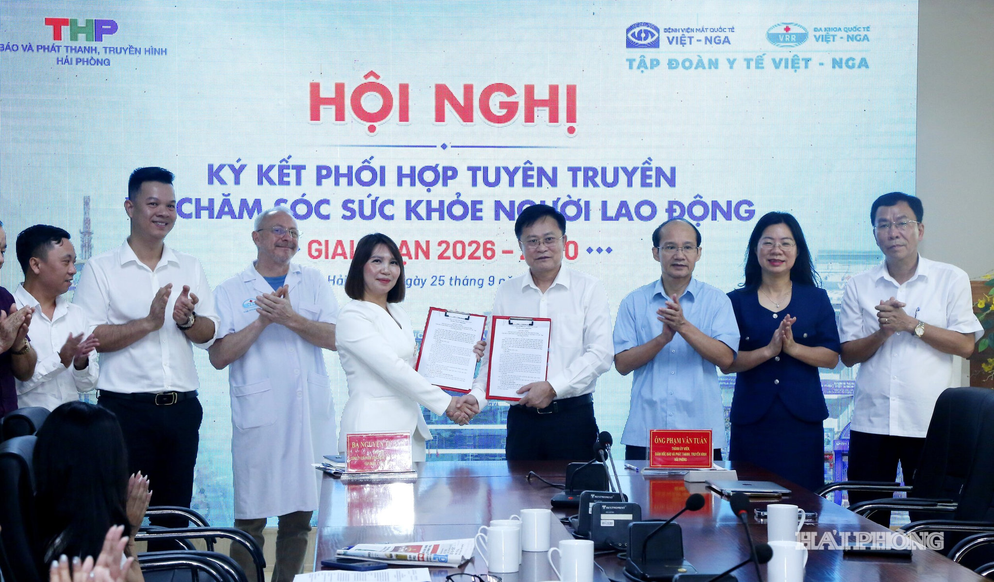 Báo và Phát thanh Truyền hình Hải Phòng ký kết phối hợp tuyên truyền chăm sóc sức khỏe người Lao động