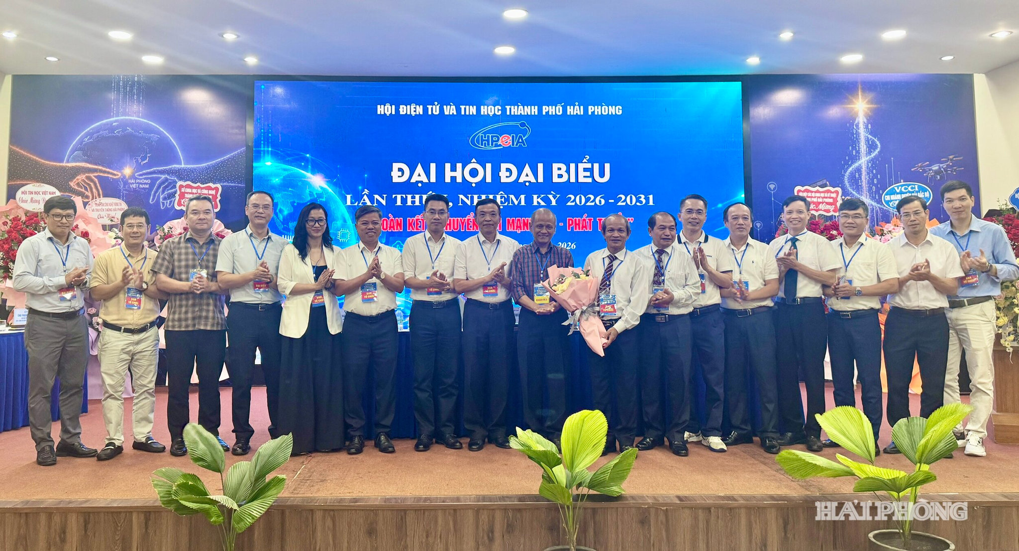 dai-hoi-12.jpg