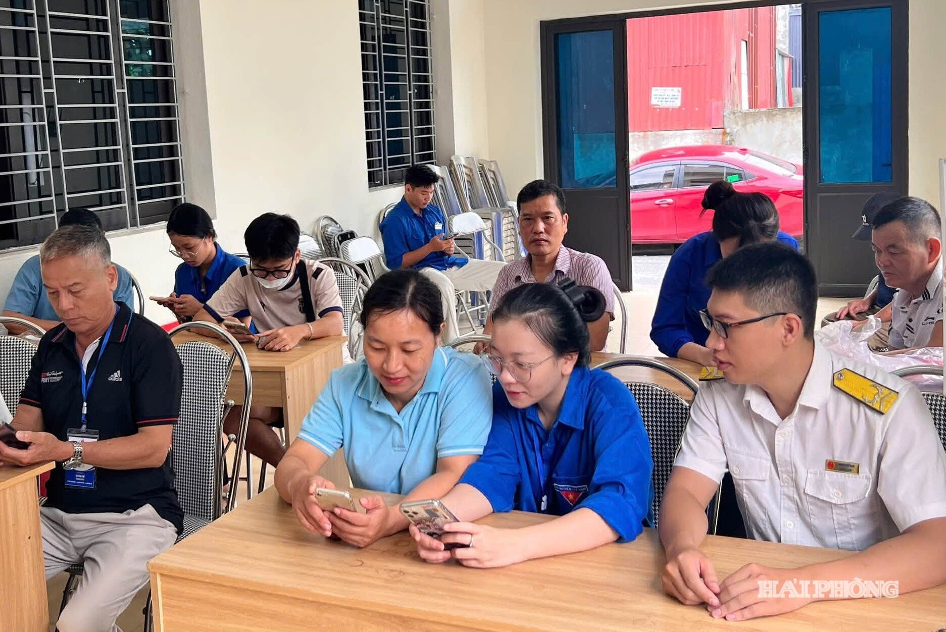 Các hoạt động hưởng trong chuỗi hoạt động chuyển đổi số năm nay gắn với những tiện ích người dân có thể sử dụng trong đời sống hằng ngày.
