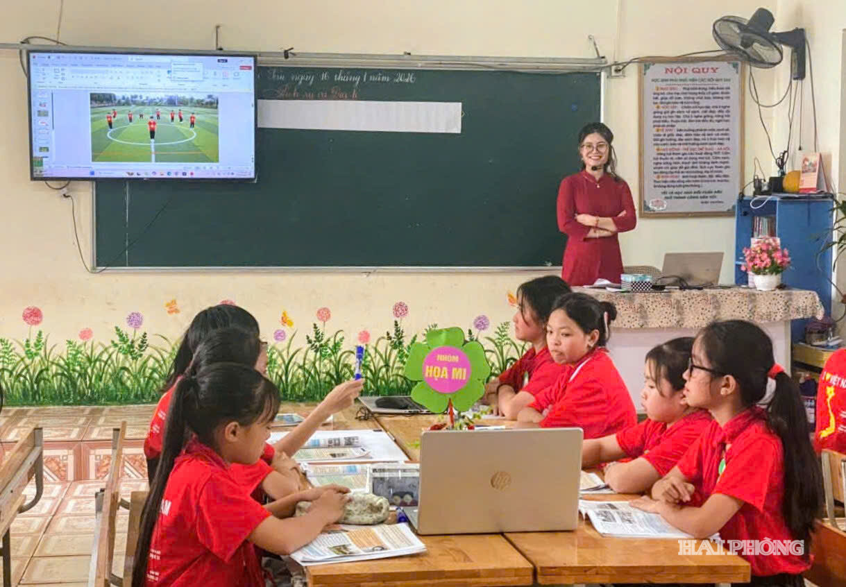 Ở Trường Tiểu học Nguyễn Đại Năng, giáo viên dạy tích hợp STEM vào các môn học để học sinh làm quen, nên chưa có giáo viên chuyên sâu về dạy STEM.
