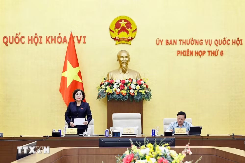 ttxvn_ubtv-quoc-hoi-cho-y-kien-ve-luat-dau-thau-sua-doi-9056941-2.jpg