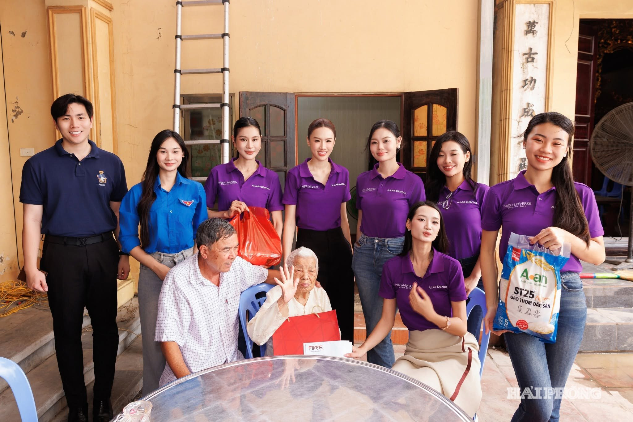 miss-universe-vietnam3.jpg