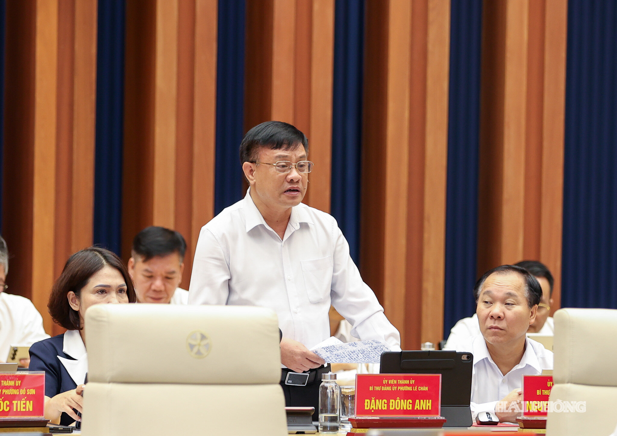 dai-bieu-dia-phuong.jpg
