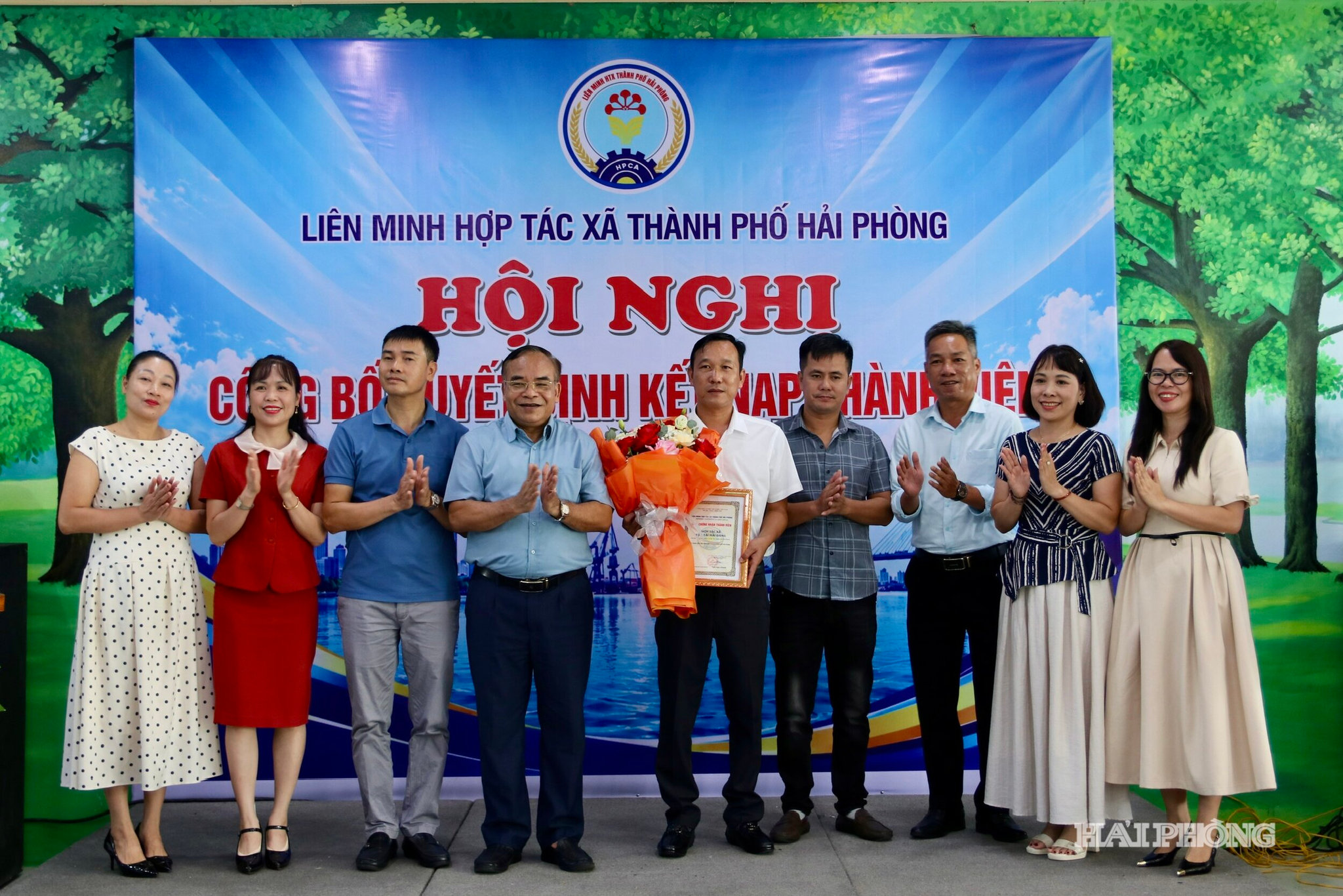 ket-nap-thanh-vien.jpg