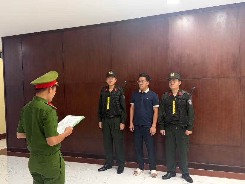 Đối tượng Trần Trung Du tại Cơ quan Công an Thành phố Hồ Chí Minh. (Ảnh: CA Thành phố Hồ Chí Minh cung cấp)